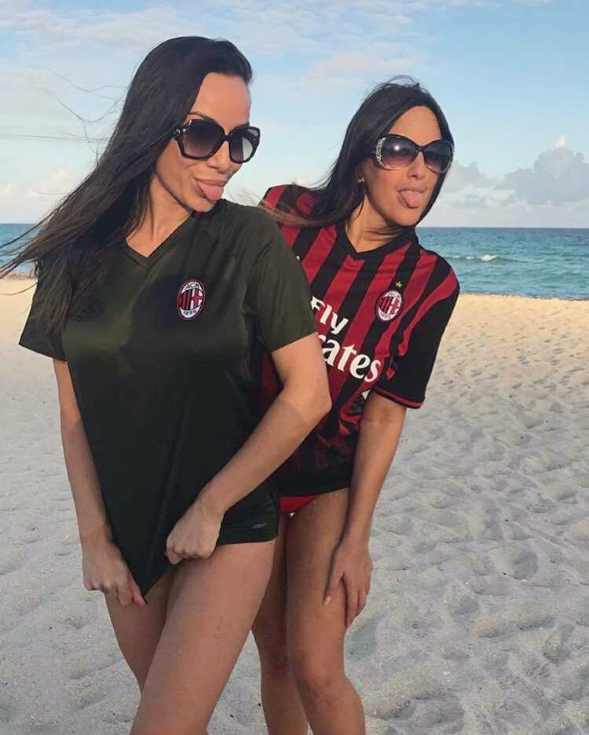 FOTO Elisa nu se desparte de tricoul Milanului: un fotomodel își arată pasiunea pentru echipa favorită