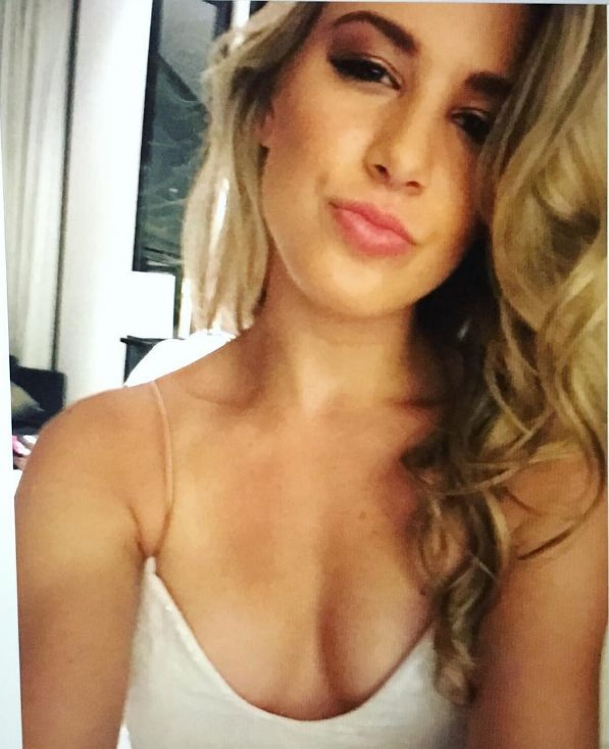 GALERIE FOTO Genie Bouchard a pozat pentru Sports Ilustrated » Imagini fierbinți cu una dintre cele mai sexy sportive