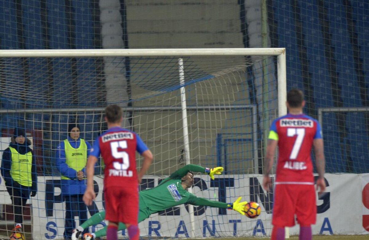 FOTO și VIDEO Victoria renegaților » Steaua câștigă la Severin cu CS U Craiova grație golurilor lui Pintilii și Enache
