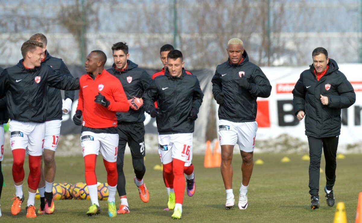 FOTO + VIDEO Contra a fost prezentat la Dinamo: "Știți ce mi-au zis jucătorii?"