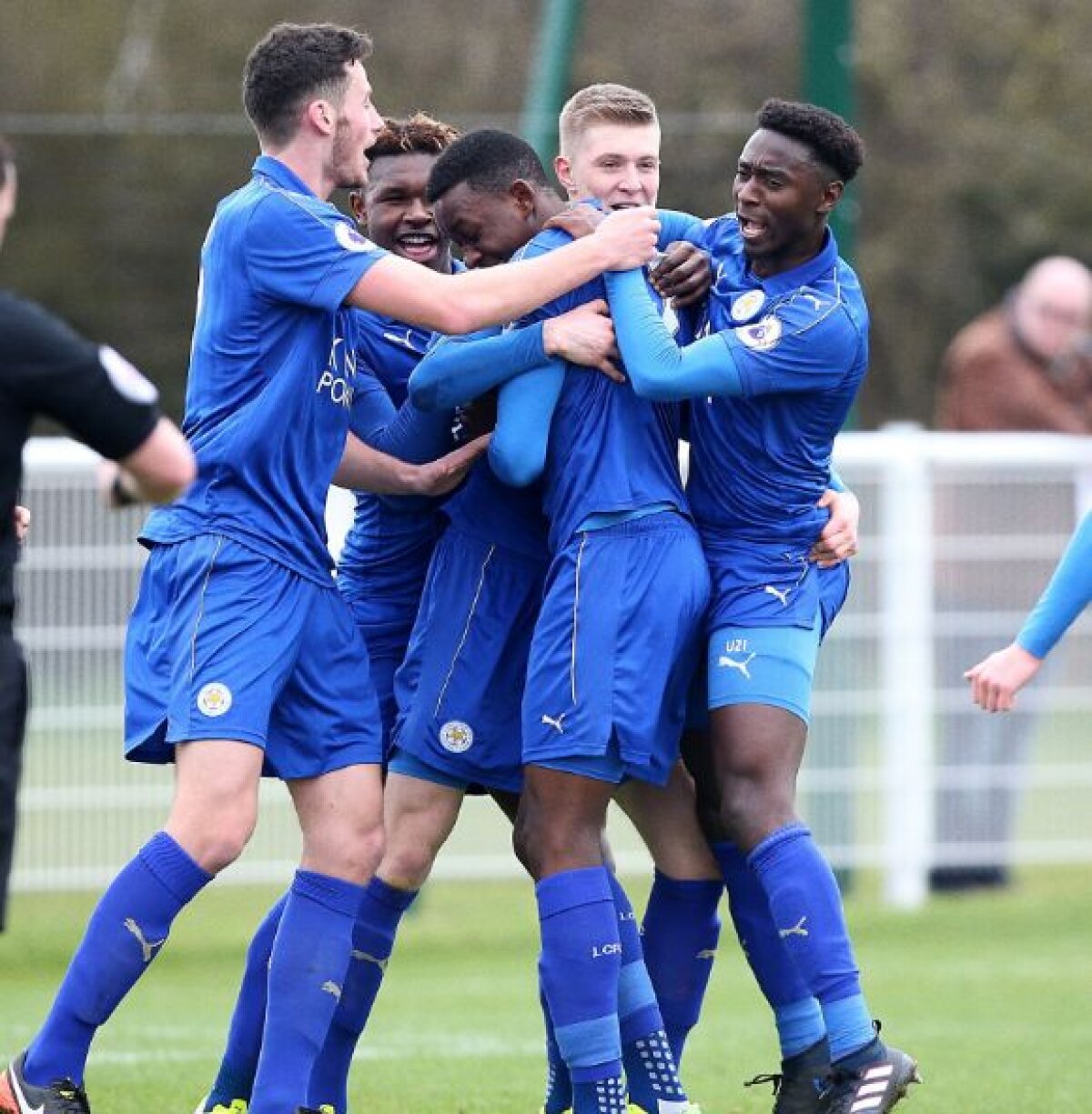 FOTO Pașcanu l-a învins pe Dragomir » Viitorii lideri ai României au fost integraliști în Leicester - Arsenal