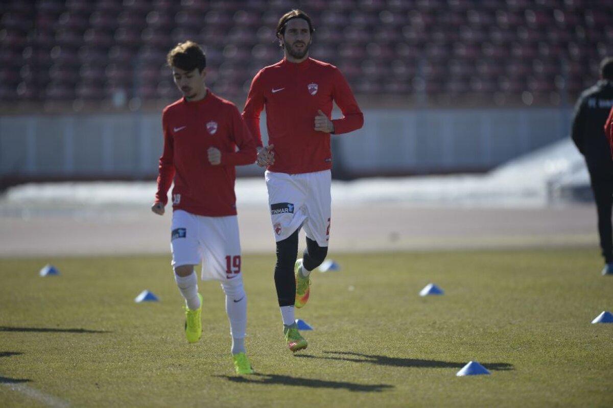 GALERIE FOTO Relaxare și voie bună la antrenamentul de azi al lui Dinamo! Contra s-a întreținut minute bune cu Adi Mutu