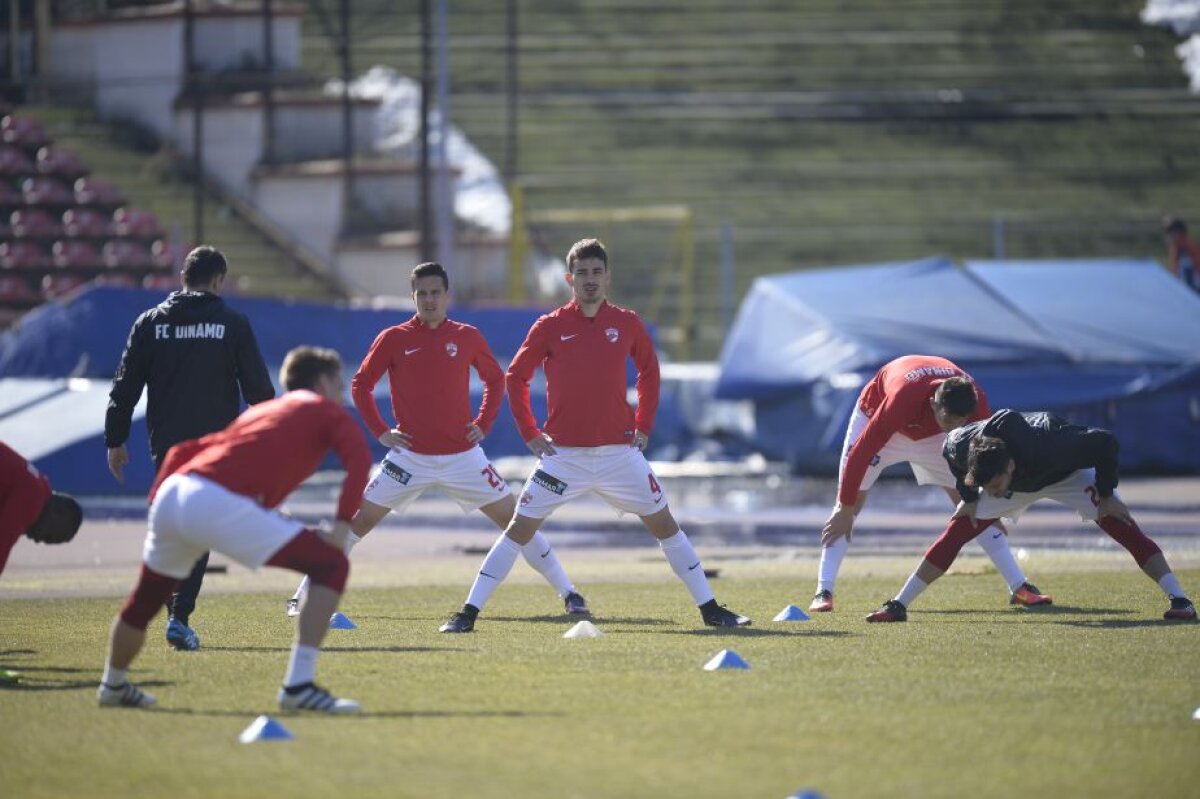 GALERIE FOTO Relaxare și voie bună la antrenamentul de azi al lui Dinamo! Contra s-a întreținut minute bune cu Adi Mutu