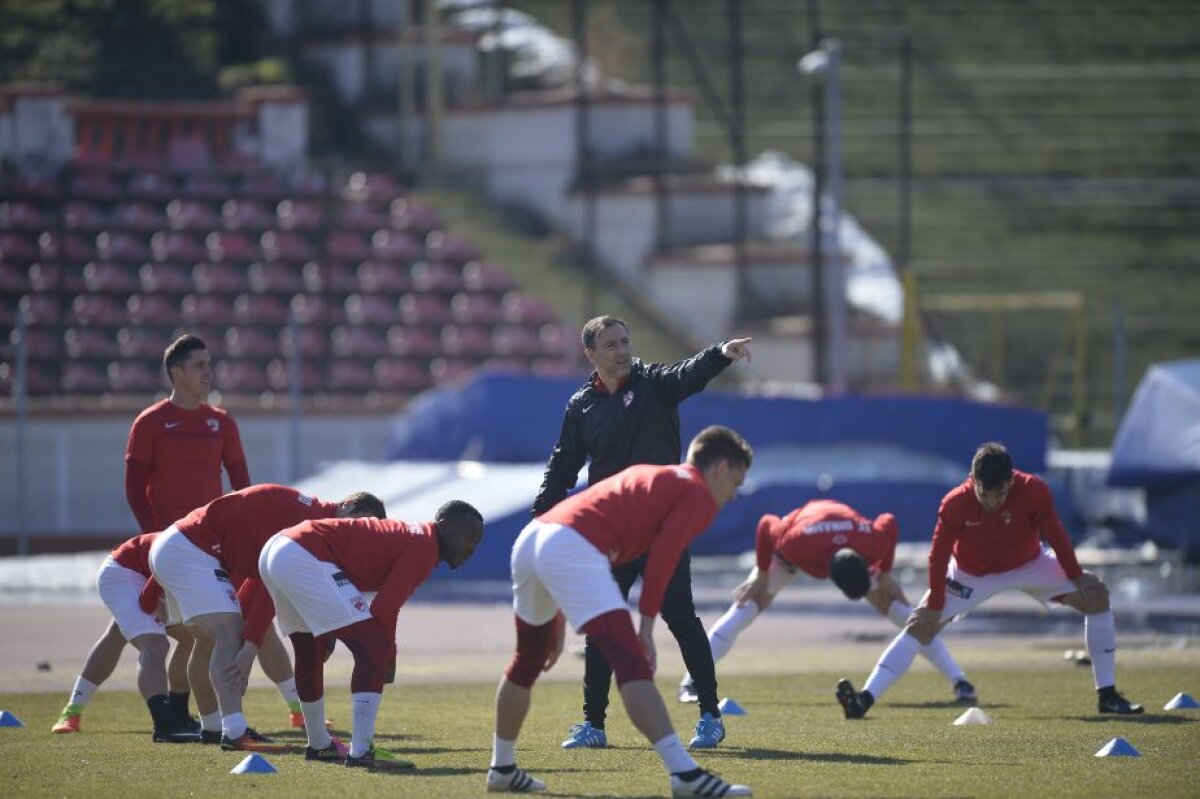 GALERIE FOTO Relaxare și voie bună la antrenamentul de azi al lui Dinamo! Contra s-a întreținut minute bune cu Adi Mutu