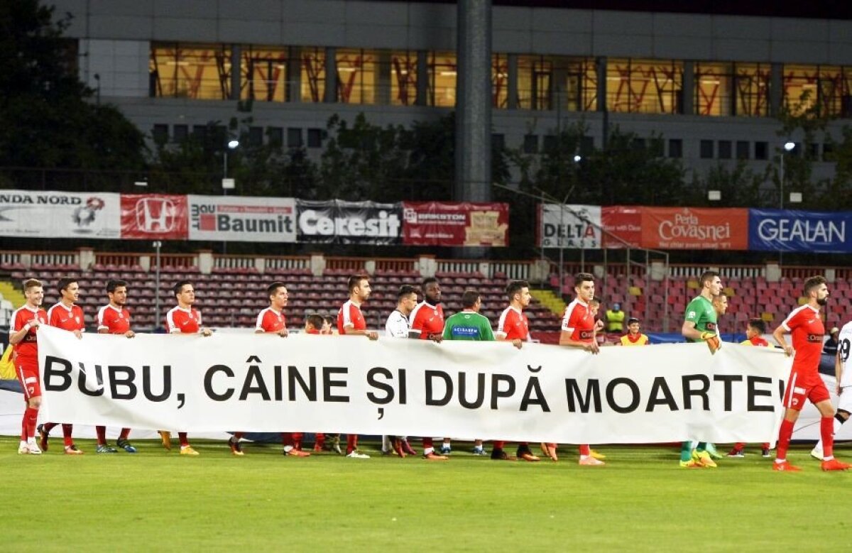 FOTO Dinamoviștii cer dreptate pentru suporterul ucis după derby » Bannerul afișat la locul faptei