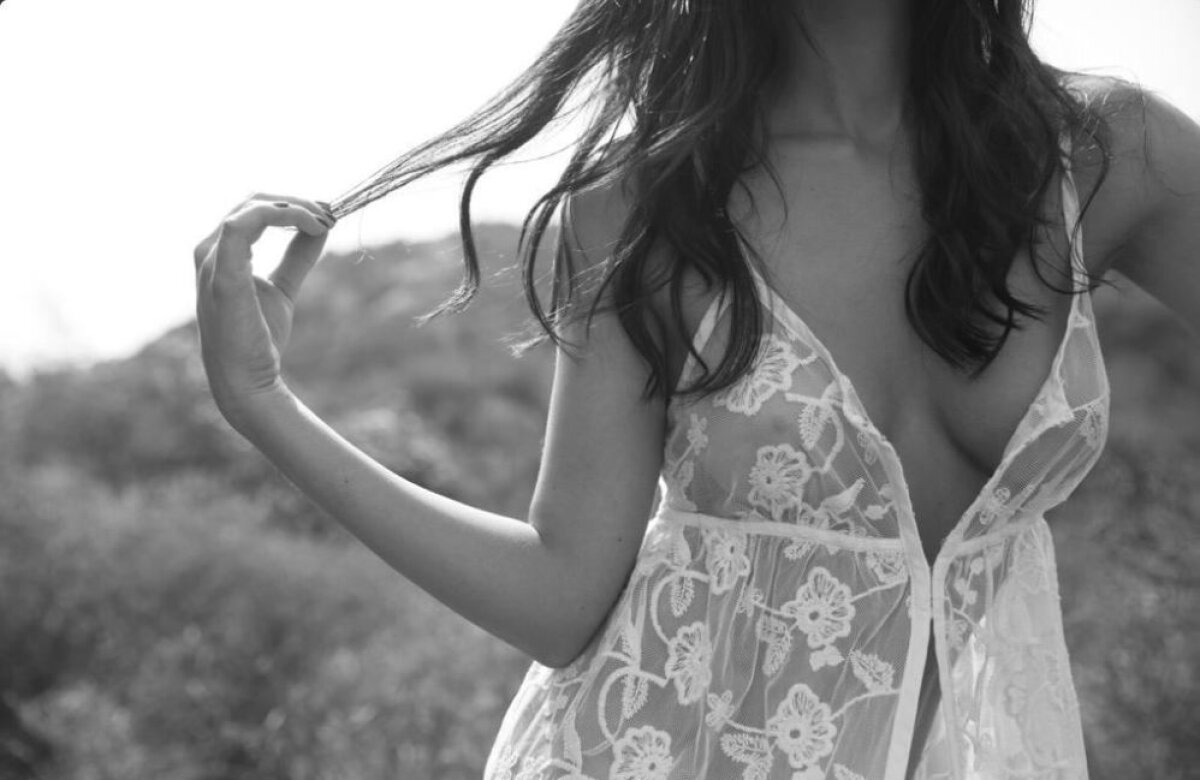 FOTO Așa tată, așa fiică » Fata unui internațional celebru are Franța la picioare