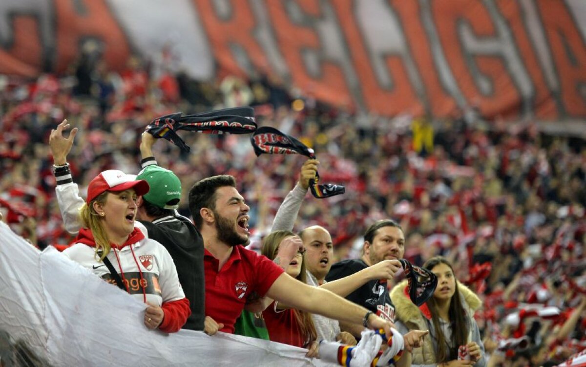 GALERIE FOTO + VIDEO Lecție și în tribune! 10 imagini de excepție surprinse la derby-ul Steaua - Dinamo 