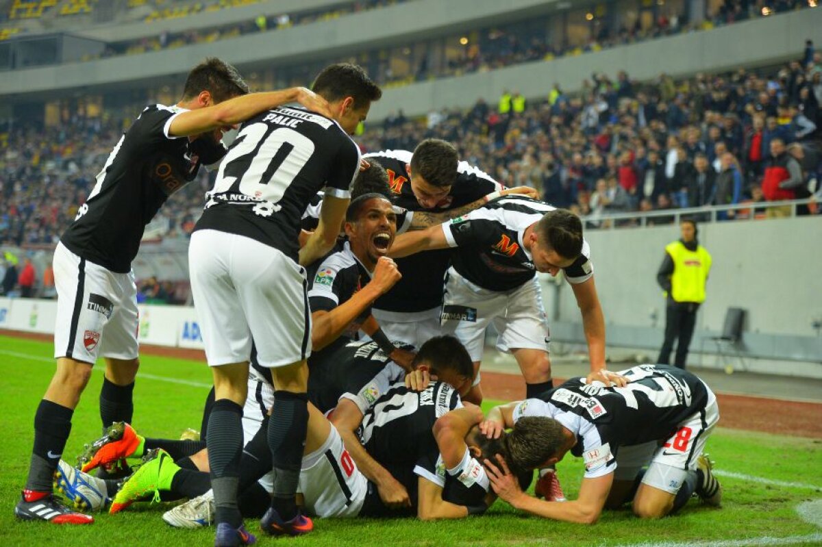 GALERIE FOTO + VIDEO Lecție și în tribune! 10 imagini de excepție surprinse la derby-ul Steaua - Dinamo 