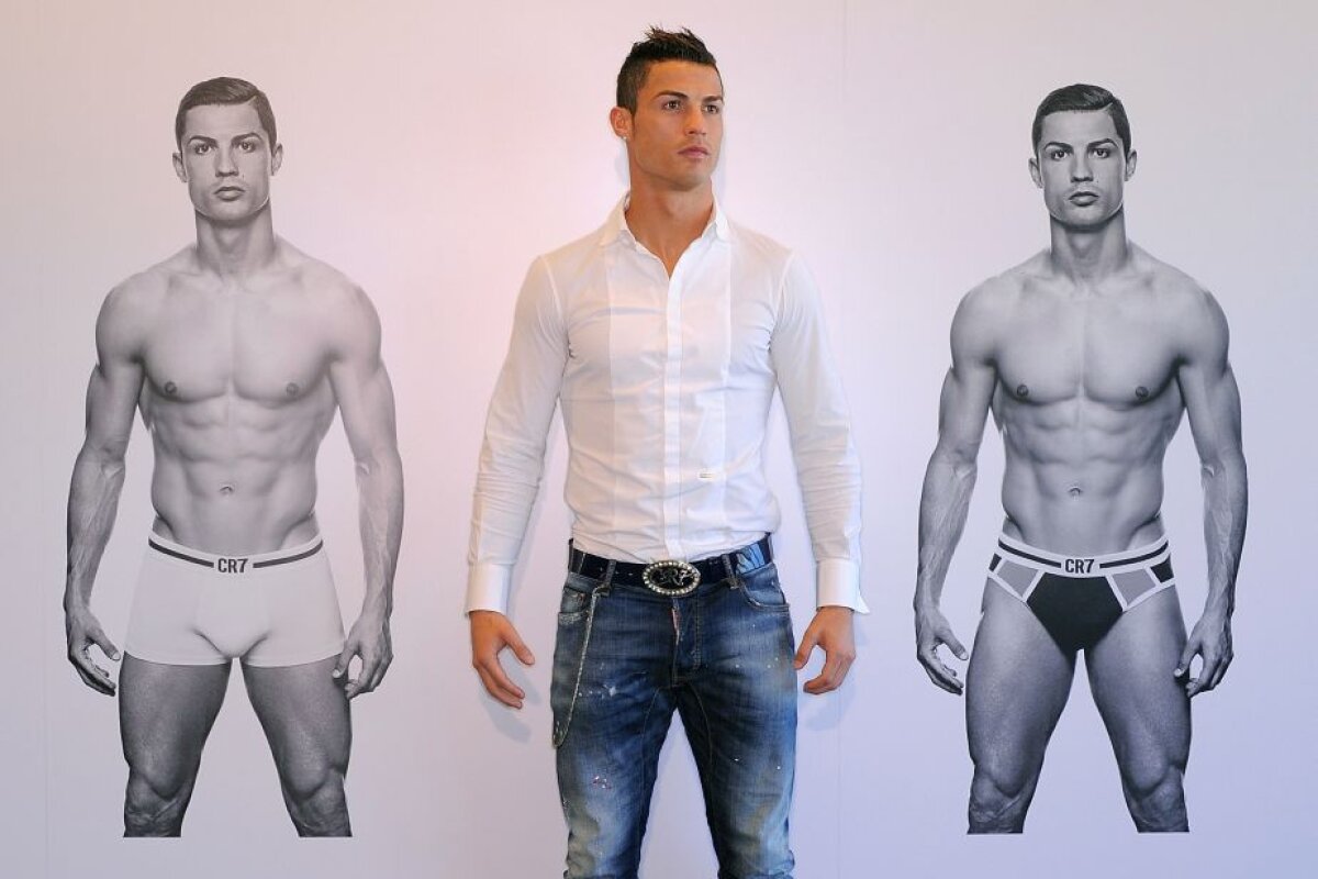 FOTO EPIC FAIL » O vedetă a lui Dinamo a încercat să se pozeze ca Ronaldo în vestiar! Ce a ieșit a devenit viral :D