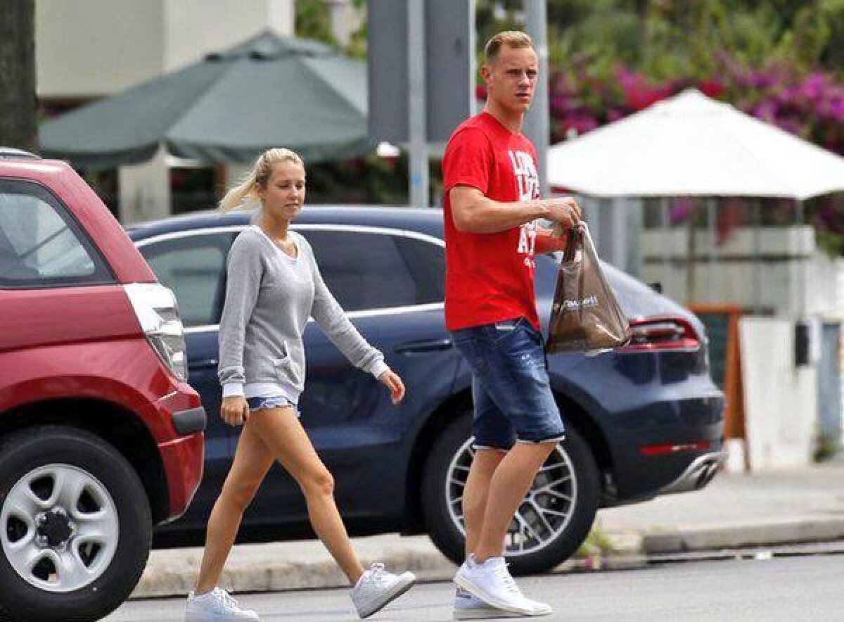 FOTO Și-a anunțat nunta la un chat cu fanii Barcelonei: o vedetă a catalanilor renunță la burlăcie pentru ea!