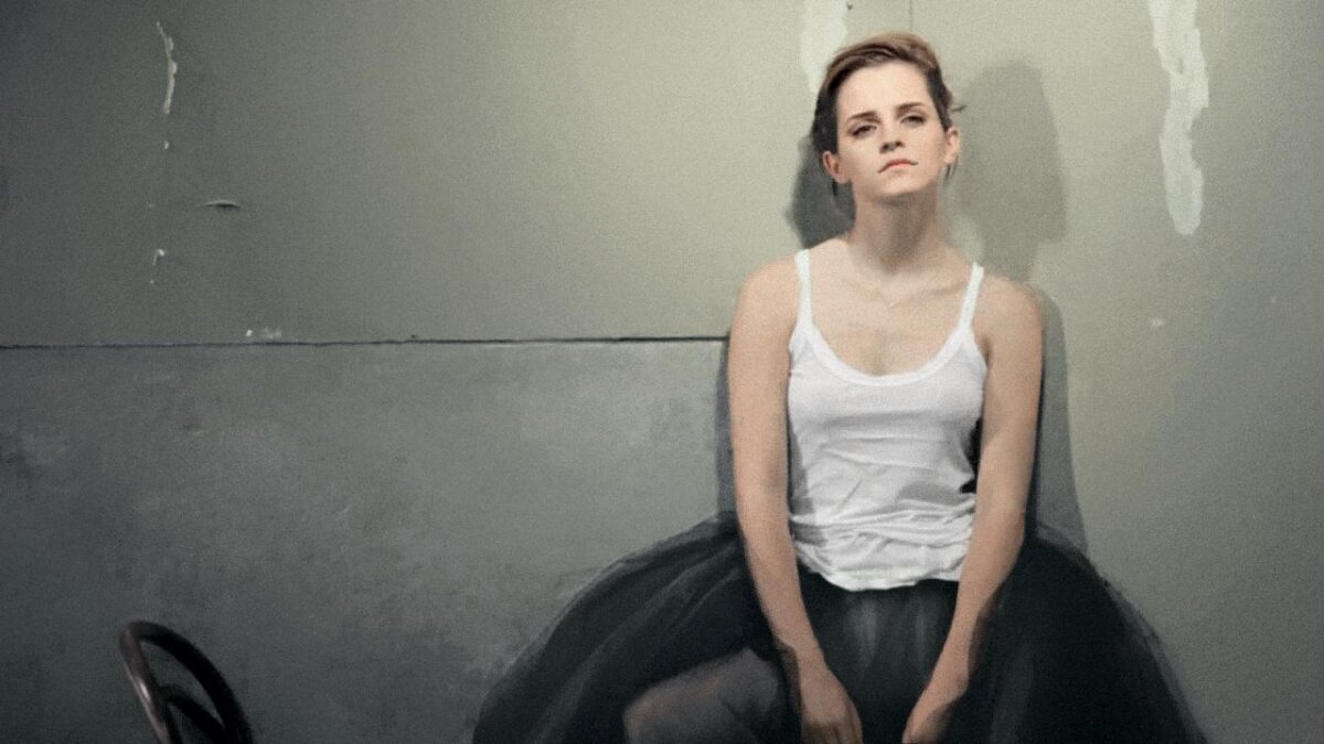 FOTO În sfârșit, dezbrăcată! Emma Watson a pozat în premieră topless