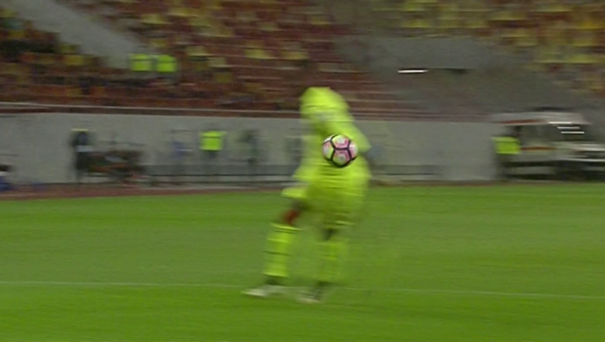 FOTO Penalty eronat pentru Steaua? De ce Crăciunescu spune că decizia arbitrului a fost corectă