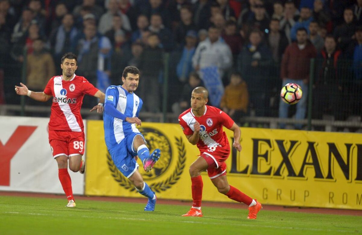 FOTO și VIDEO Știm toate echipele din play-off! » Cum arată acum CLASAMENTUL de la care pleacă bătălia pentru titlu, după înjumătățirea punctelor