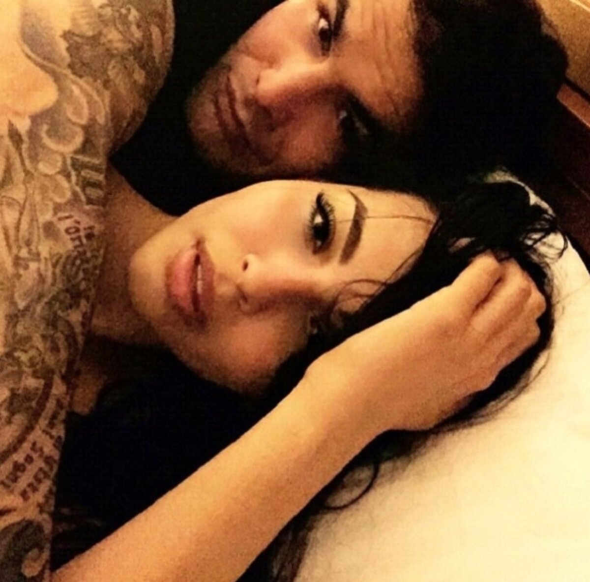 FOTO Mămica Mutu » Sandra pozează sexy și când e însărcinată