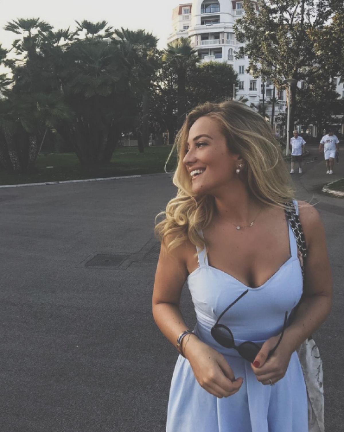 FOTO Senzațională! Ea e iubita celui mai inteligent jucător de la Real Madrid » S-au cunoscut la biserică ;)