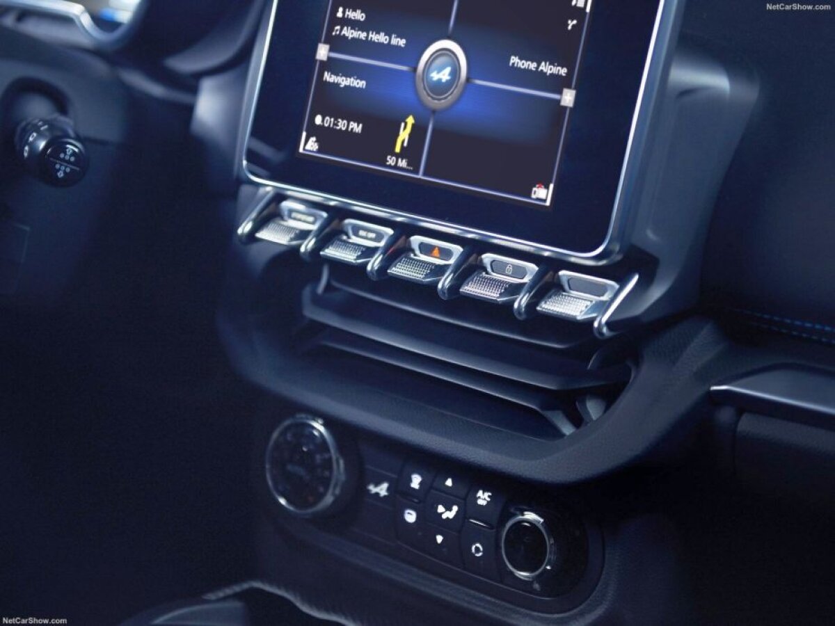 VIDEO + FOTO Ce revenire spectaculoasă! Alpine A110 a fost readus la viață