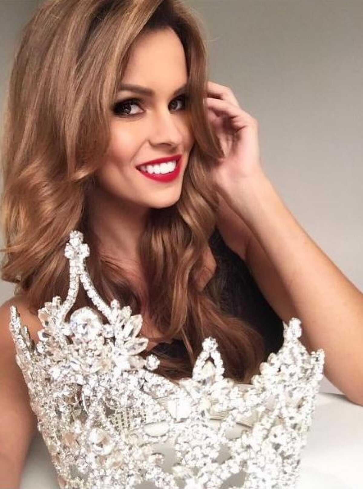 FOTO O blondă superbă i-a furat inima » Golgeterul lui Dinamo are iubită Miss