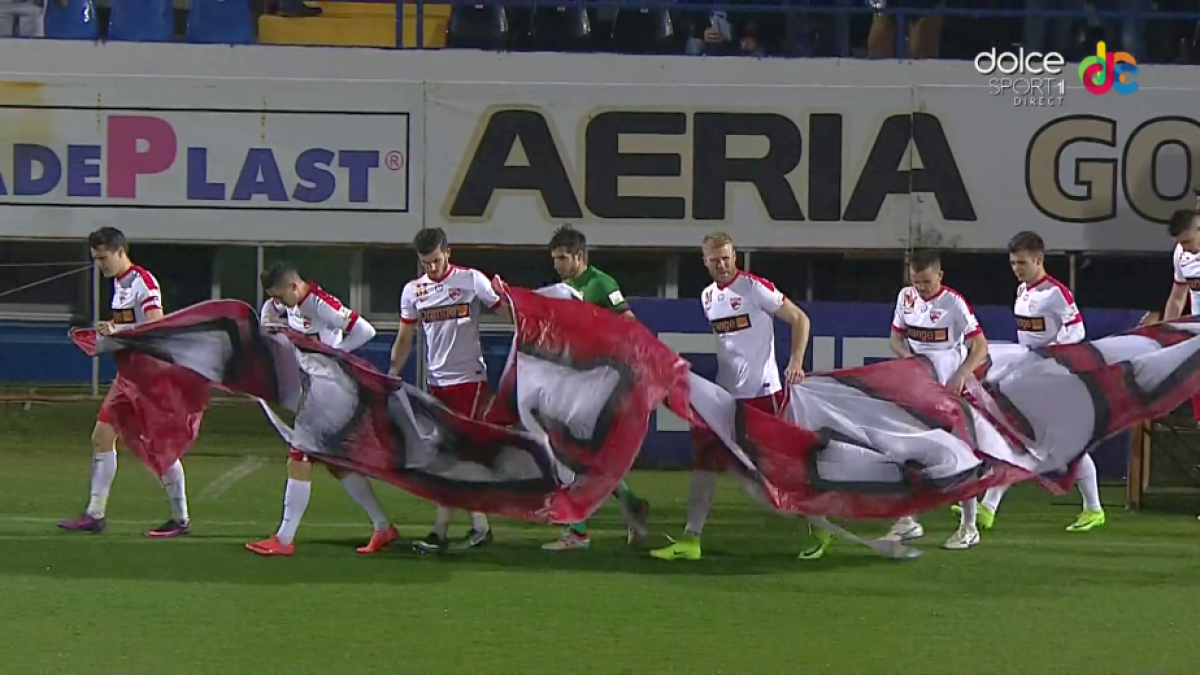 GALERIE FOTO Moment neașteptat la Viitorul - Dinamo! Jucătorii lui Contra au surprins când au ieșit de la cabine, după pauză