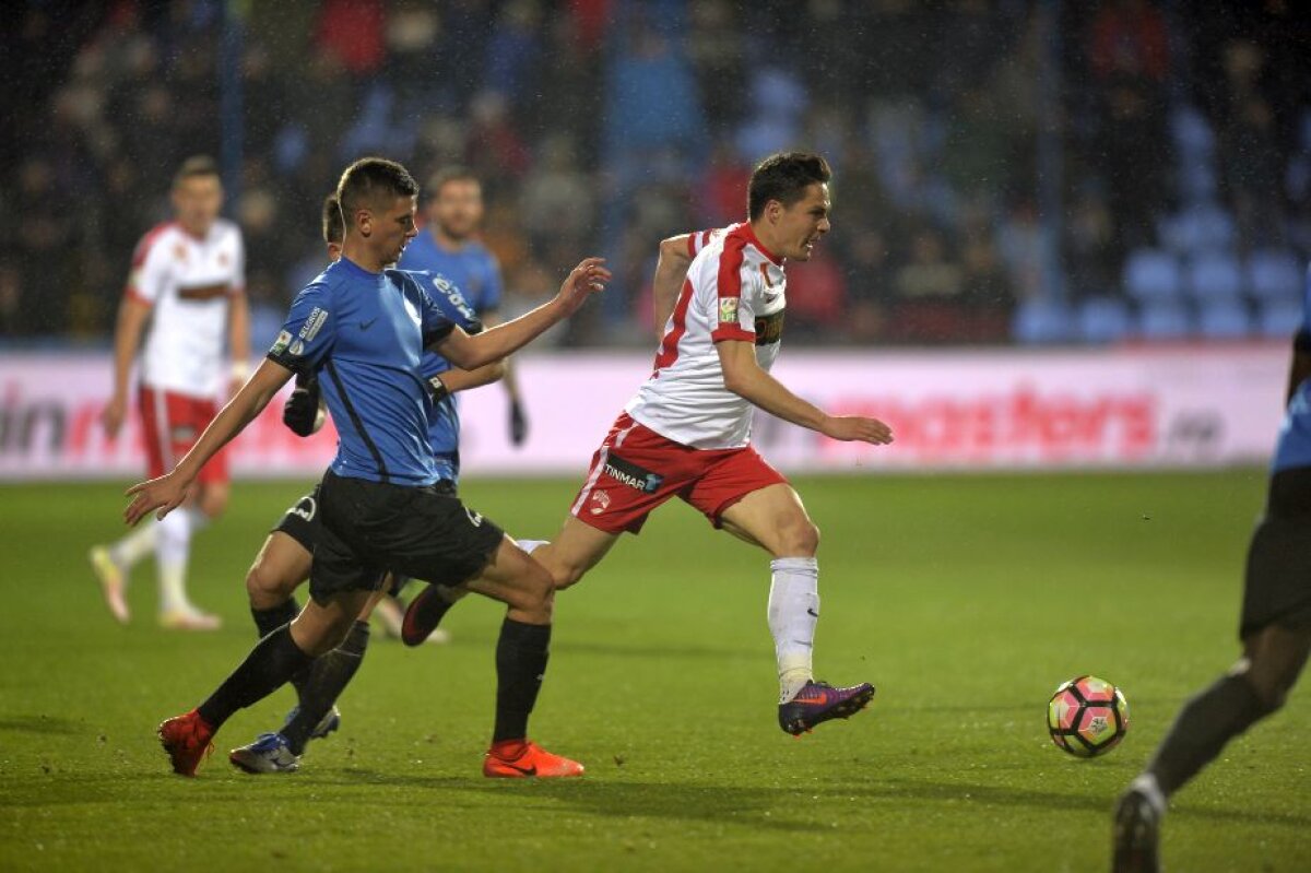 FOTO Dinamo o încurcă pe Viitorul și o lasă pe Steaua pe primul loc după prima etapă de play-off