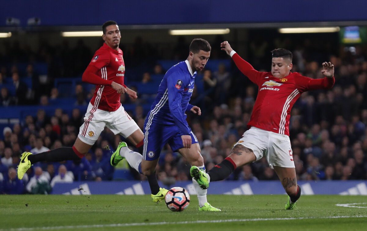 VIDEO + FOTO Chelsea s-a calificat în semifinalele Cupei Angliei  » A doua victorie stagionară a lui Conte în fața lui Mourinho