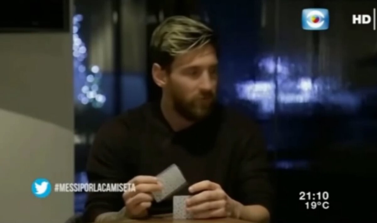 VIDEO Interviu neconvențional cu Messi și Suarez: "Noi urinăm ca fetele. Mai ales dimineața" :D