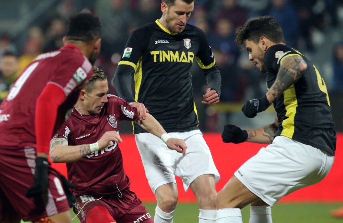 UPDATE // FOTO Astra nu a jucat cu șorturile celor de la CFR Cluj » Reacția giurgiuvenilor: "Declarația lui Mureșan e șocantă și neadevărată!"