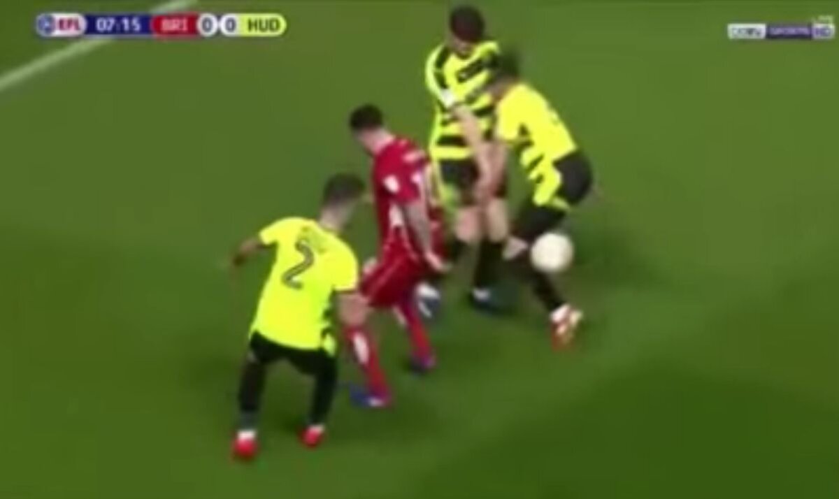 FOTO Ciocniri dureroase » Fernandao și-a rupt cotul stâng în meciul cu Konya, iar Hogg are mari probleme în zona cervicală, după ciocnirea cu căpitanul său