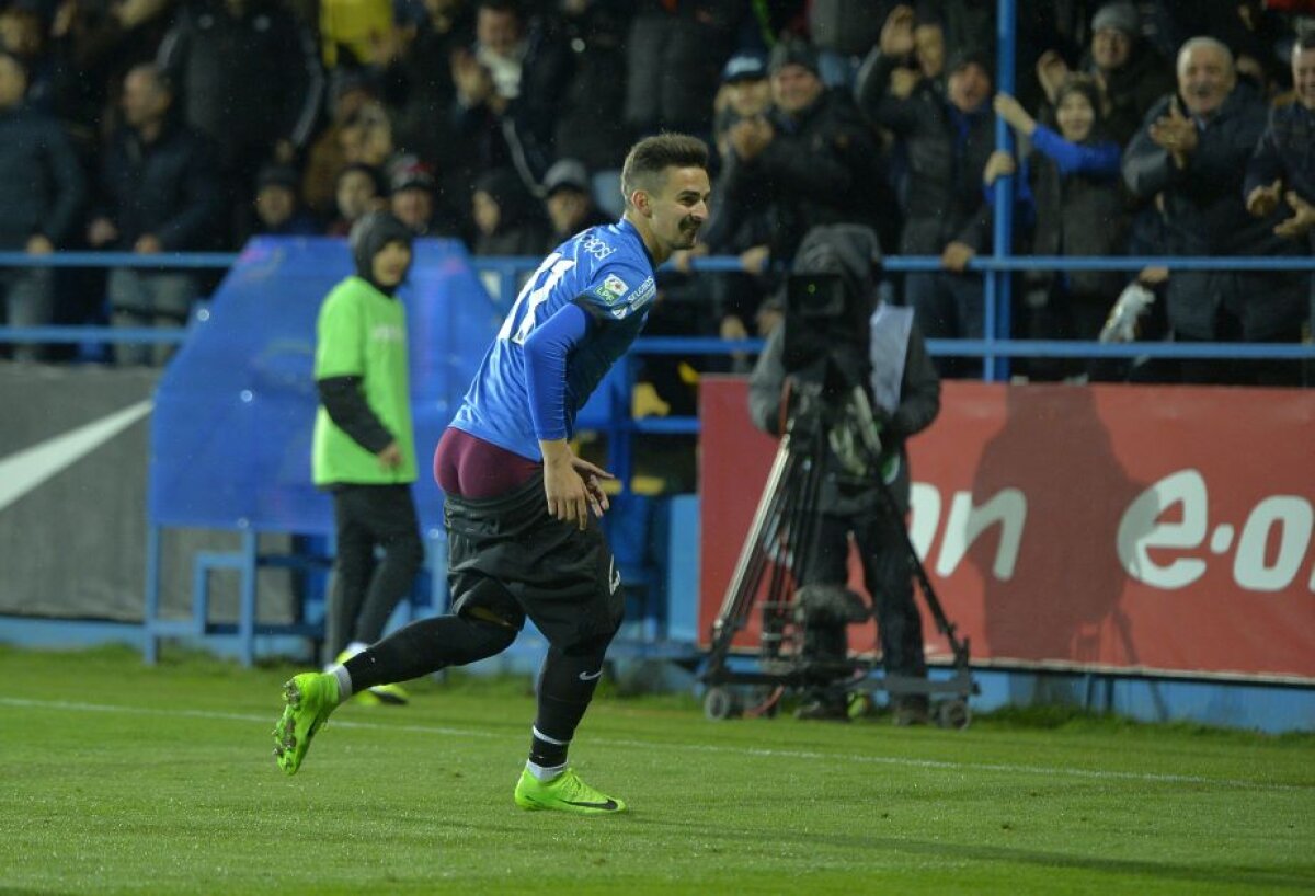 FOTO Jos textila! Vlad Morar a sărbătorit golul marcat Stelei într-un mod... original pentru Liga 1 :)
