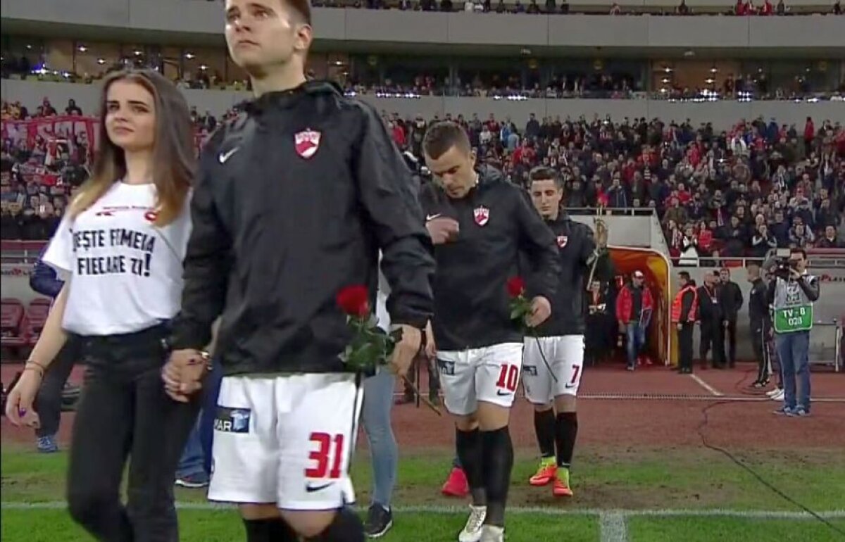 GALERIE FOTO Jucătorii dinamoviști au suprins din nou » De ce au intrat cu femei de mână și ce banner au afișat fotbaliștii
