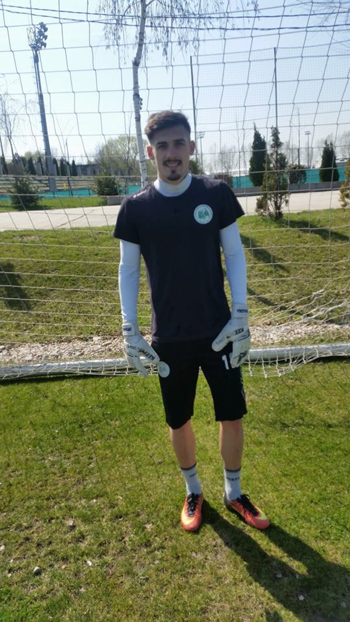 EXCLUSIV VIDEO A vrut să se lase de fotbal, dar credința l-a salvat: "Am mereu Noul Testament la mine. Săndoi e îngerul meu"