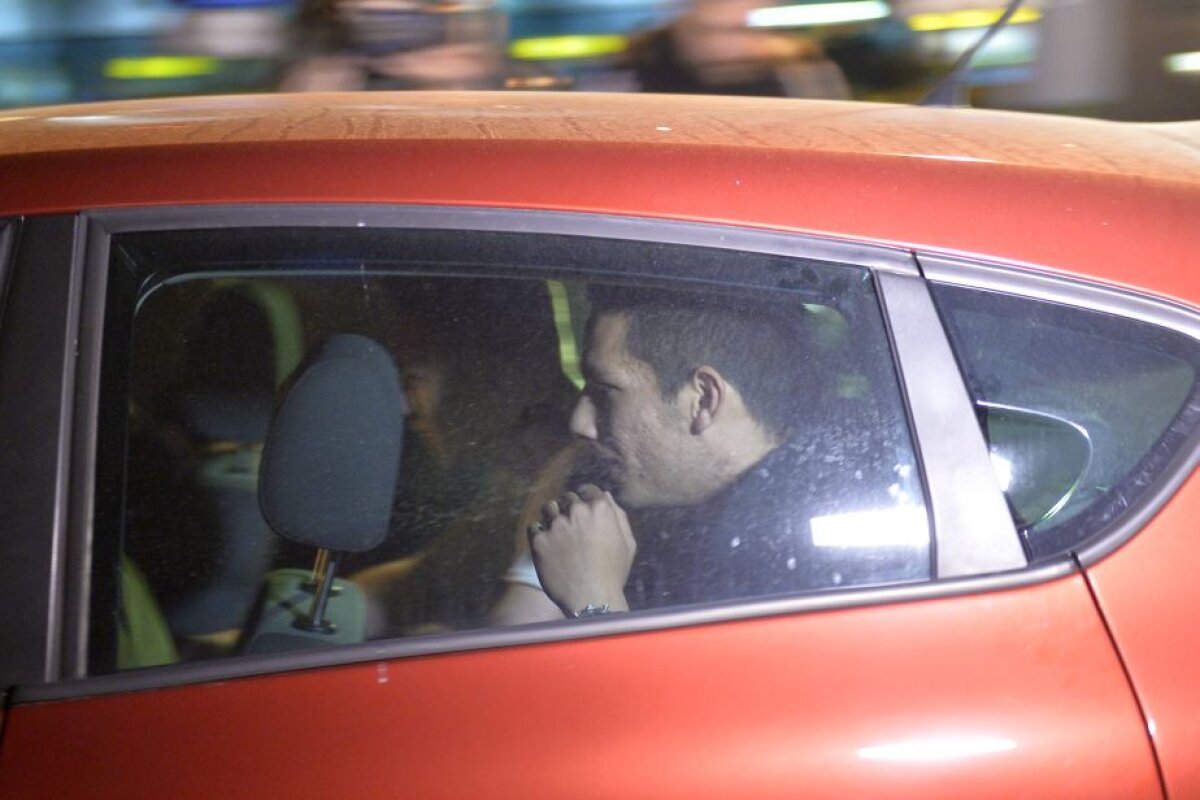 GALERIE FOTO Cei 4 "buni consumatori" de la Dinamo, surprinși de presă pe aeroport: "Haide, bă, să fugim!" 