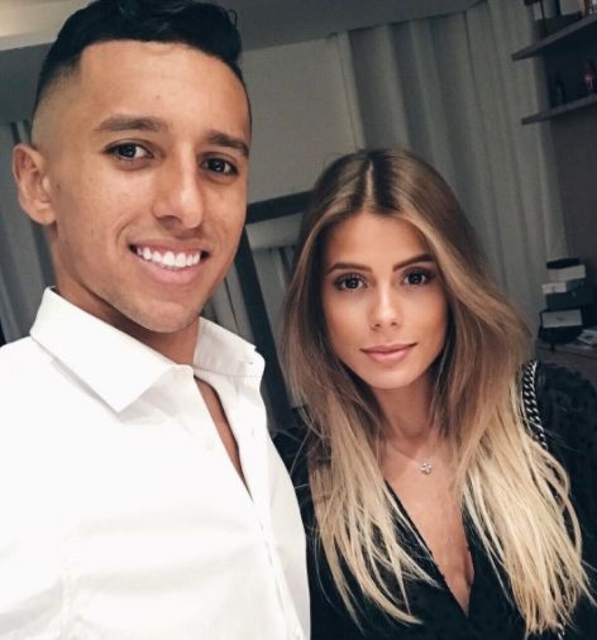 FOTO Vedeta Barcelonei a dezvăluit tot: "Carol m-a transformat într-un bărbat"