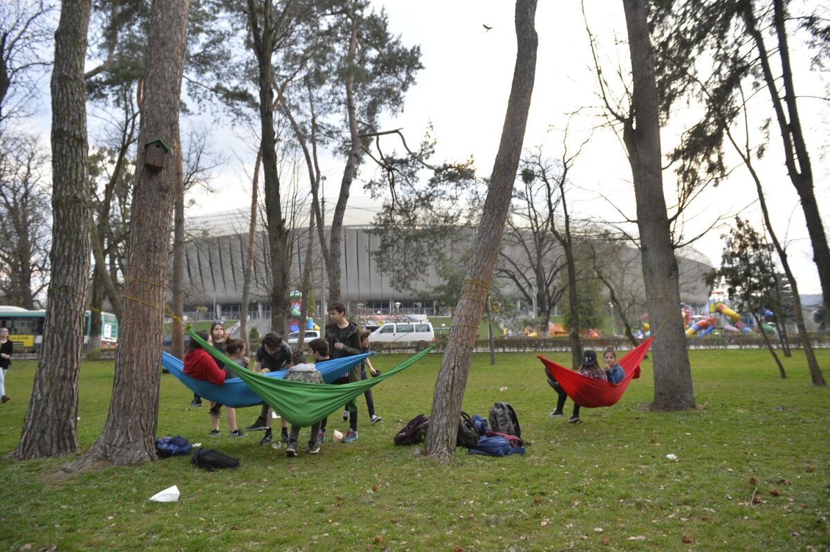 FOTO Petardele dinaintea furtunii » Clujul a intrat în atmosfera meciului cu Danemarca