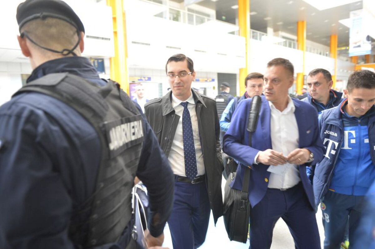 VIDEO + FOTO UPDATE "Tricolorii" au ajuns la Cluj pentru meciul cu Danemarca! Primele imagini + programul de azi