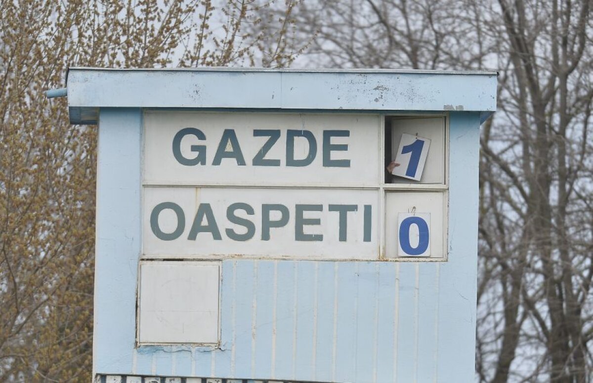 VIDEO + FOTO Ținta caterincilor suporterilor prezenți la primul meci de după scandalul cu alcoolul, Patrick Petre a fost un car de nervi: "F****i morții mă-tii de fotbal!"