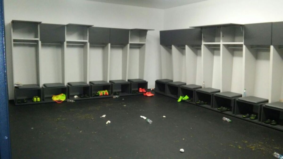 GALERIE FOTO Imagini din vestiarul naționalei după antrenamentul oficial » Detaliul observat de reporterul GSP