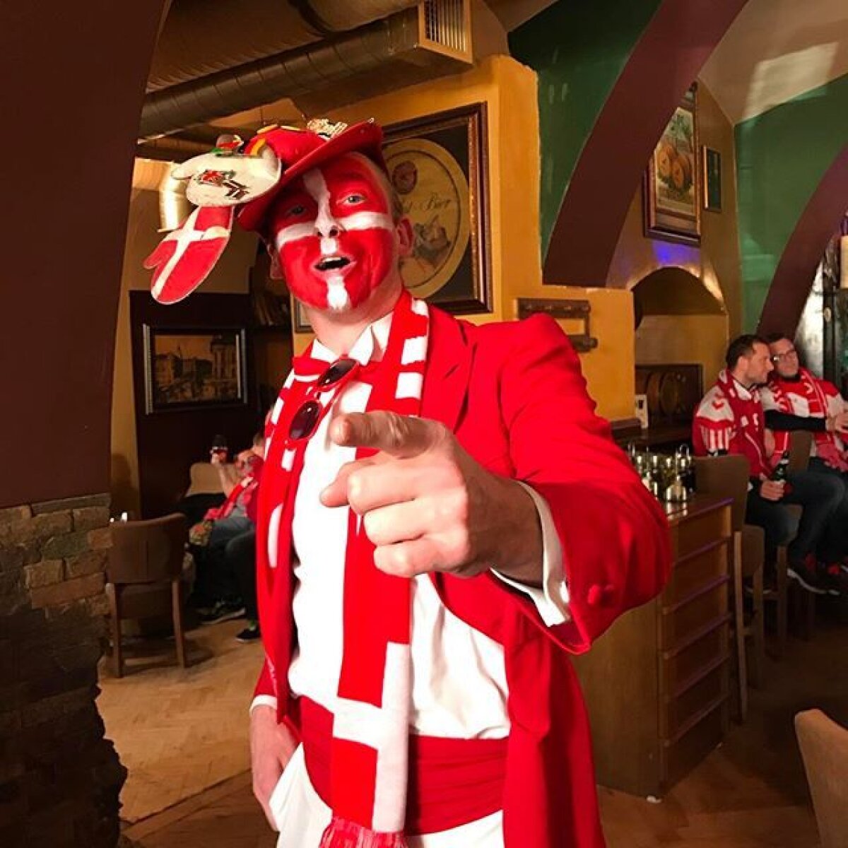 FOTO Fanii nordici au făcut spectacol la Cluj: "Nevastă-mea nu știe că sunt în România!" :)