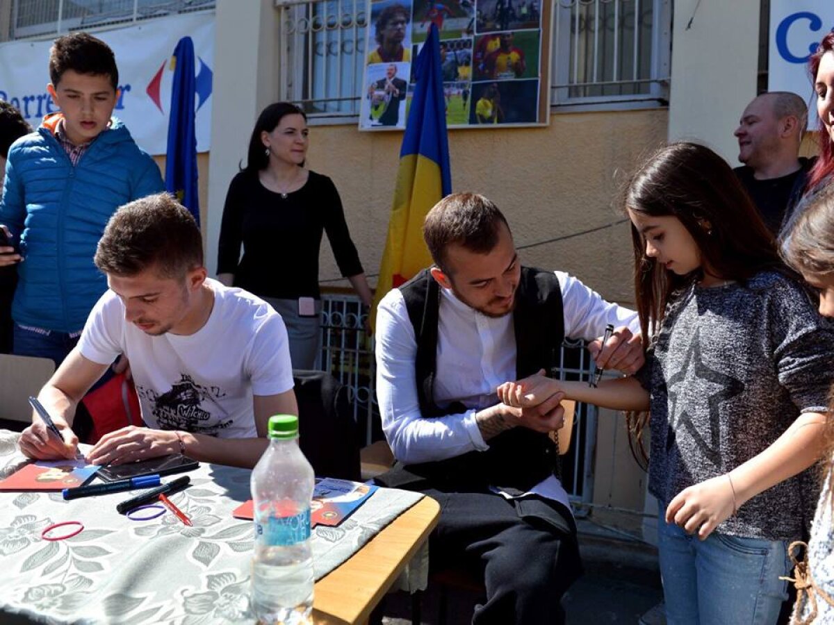 VIDEO + GALERIE FOTO Acțiune a Stelei la o școală din București 