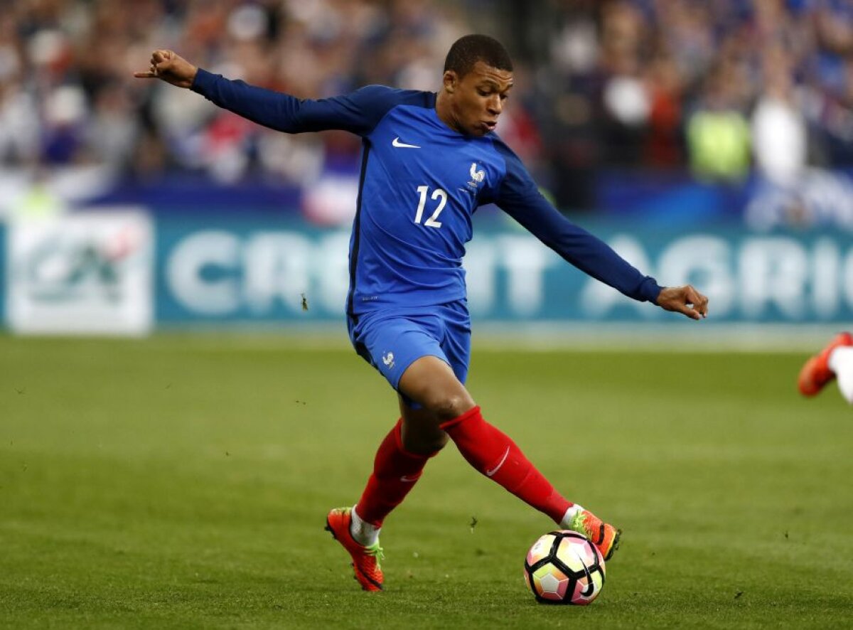 VIDEO + FOTO Amicale de lux între formaţiile europene » Olanda - Italia şi Franţa - Spania, cele mai spectaculoase confruntări