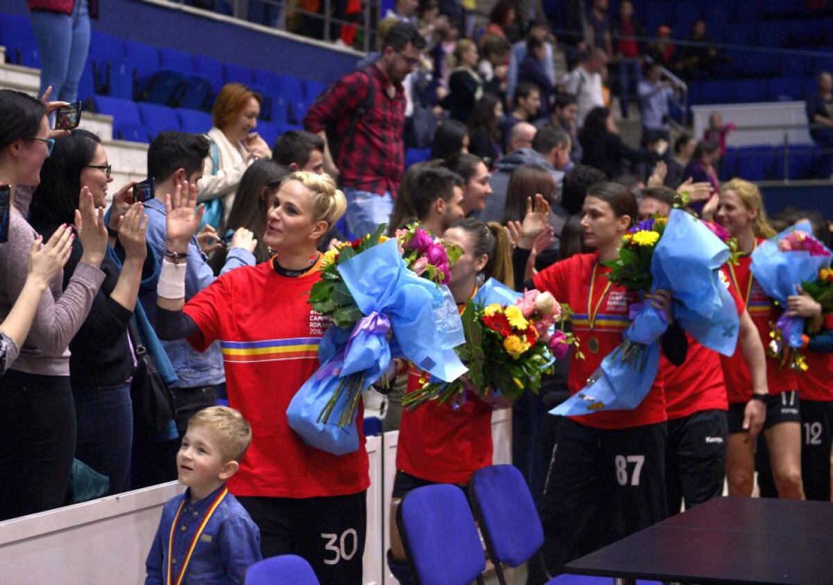 VIDEO+FOTO CSM București a sărbătorit al treilea titlu consecutiv