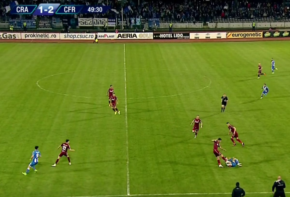 FOTO S-au încins spiritele! Îmbrânceli și înjurături la CSU Craiova - CFR Cluj  