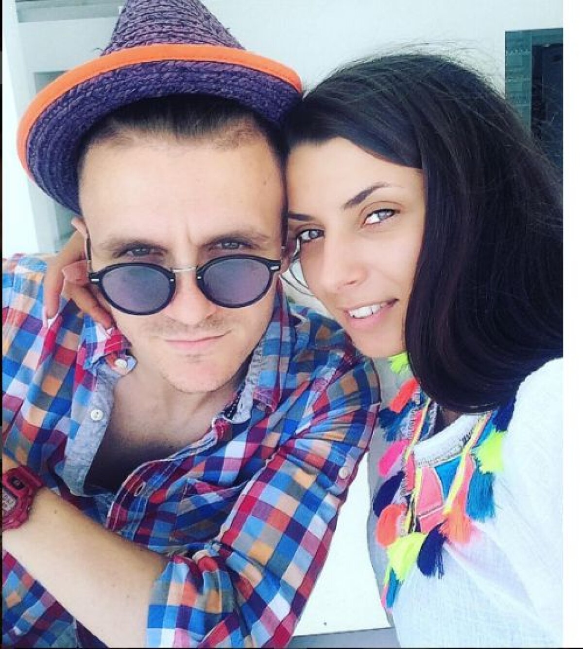 GALERIE FOTO Răvășitoarea Ramona » Lucrează la un club de fițe din București și se iubește cu un fost dinamovist