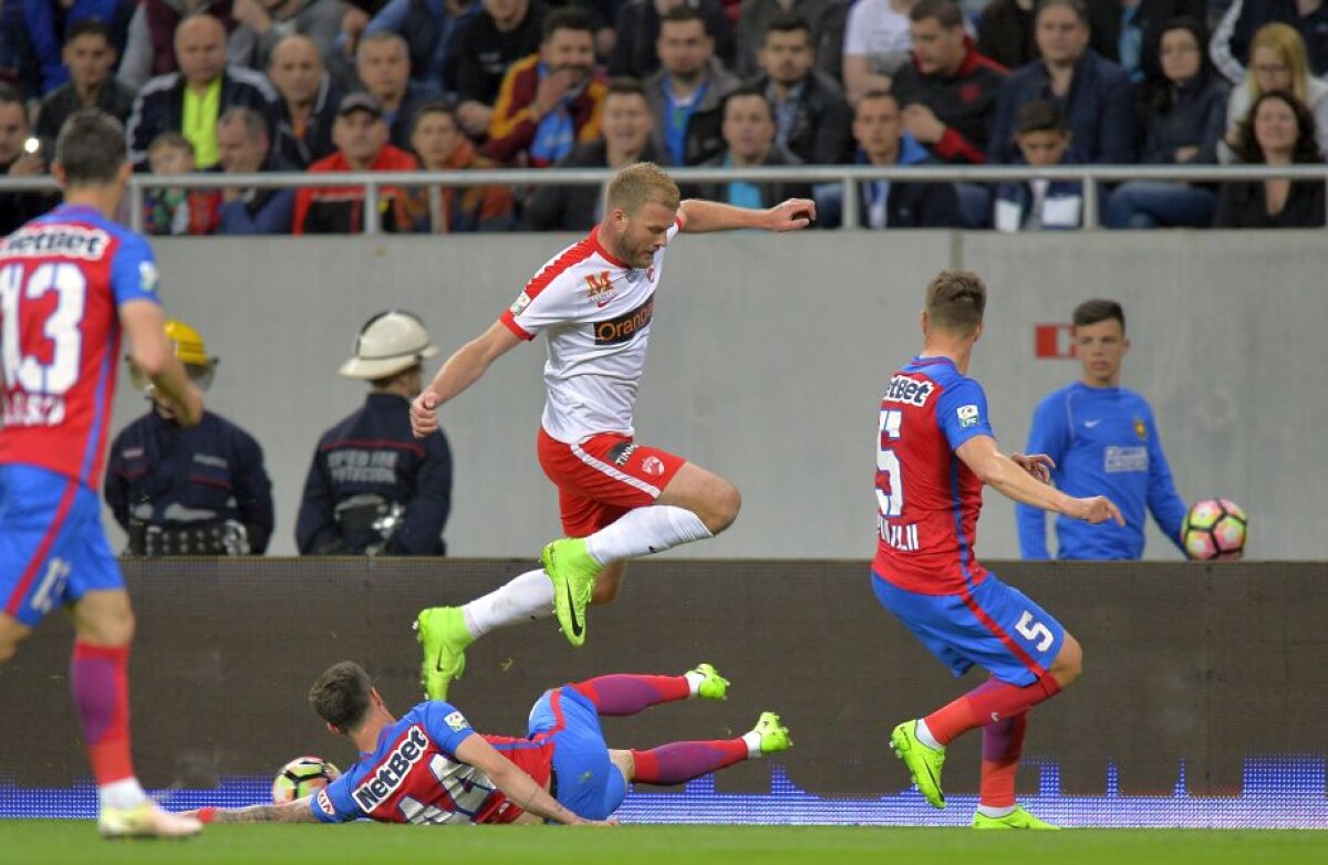 FOTO și VIDEO » FCSB, victorie după 10 meciuri în fața lui Dinamo » Partidă dramatică pe Arena Națională: 3 goluri, 2 eliminări, o bară