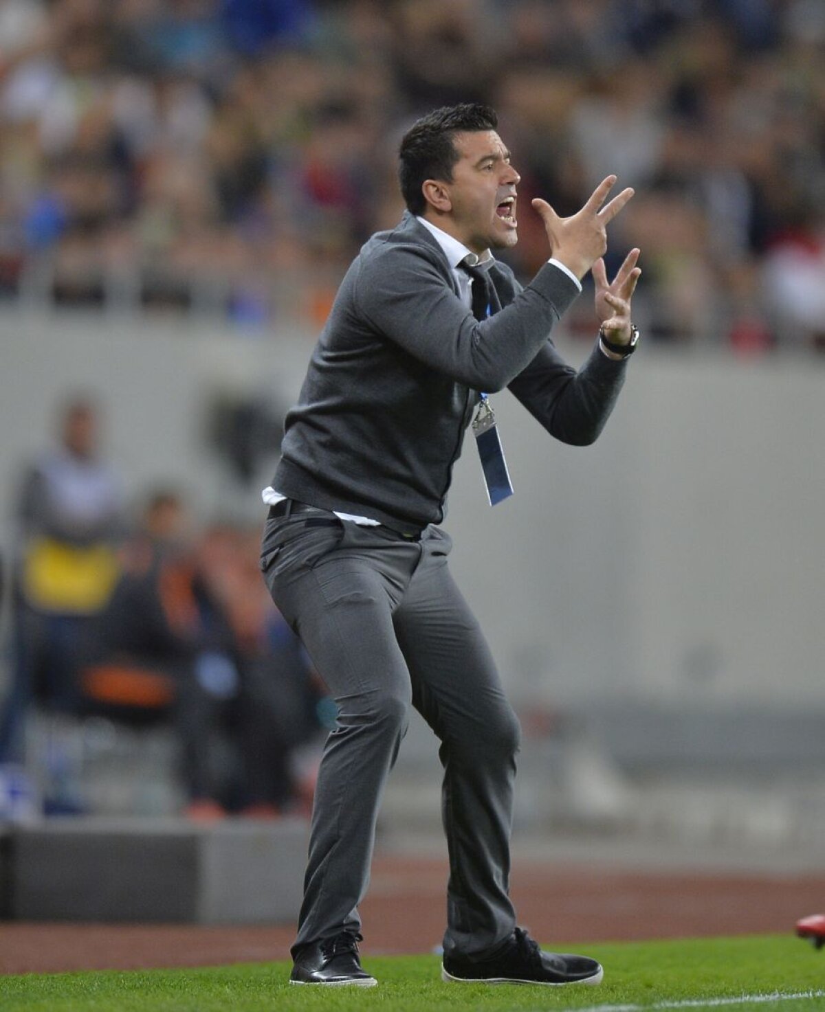 FOTO Talpan a înviat Derby-ul » Trecerea forțată de la Steaua la FCSB a fost parcă scânteia necesară reaprinderii suporterilor roș-albaștri