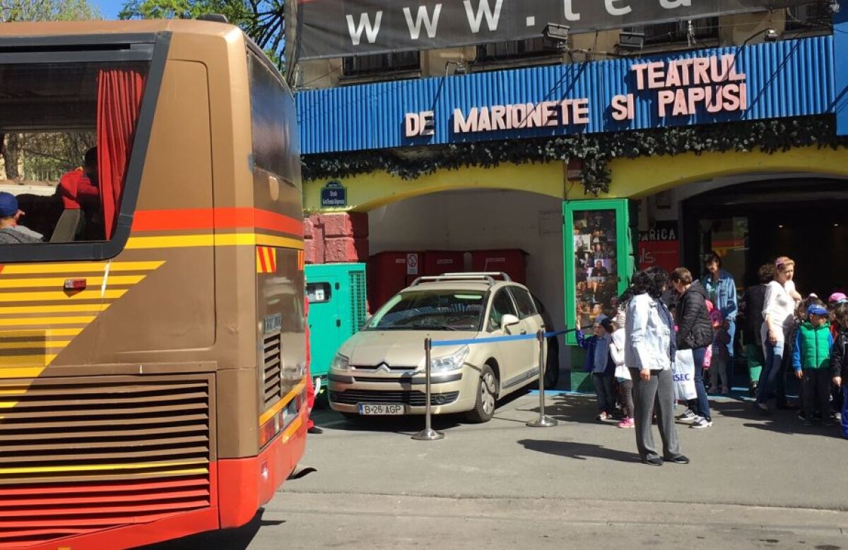 FOTO » Ce-a rămas din istoria ”bancarilor”?! Autocarul lui Gino Iorgulescu duce copiii la teatru :)