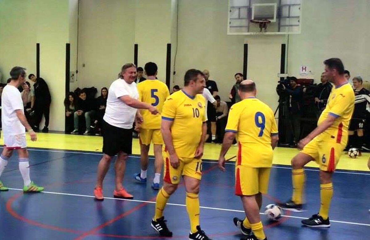 FOTO și VIDEO EXCLUSIV Vlădoiu a sărit la bătaie sub privirile lui Reghecampf și MM! » Schimb de replici cu Argăseală: "E fecesebist, că Steaua nu mai e!"