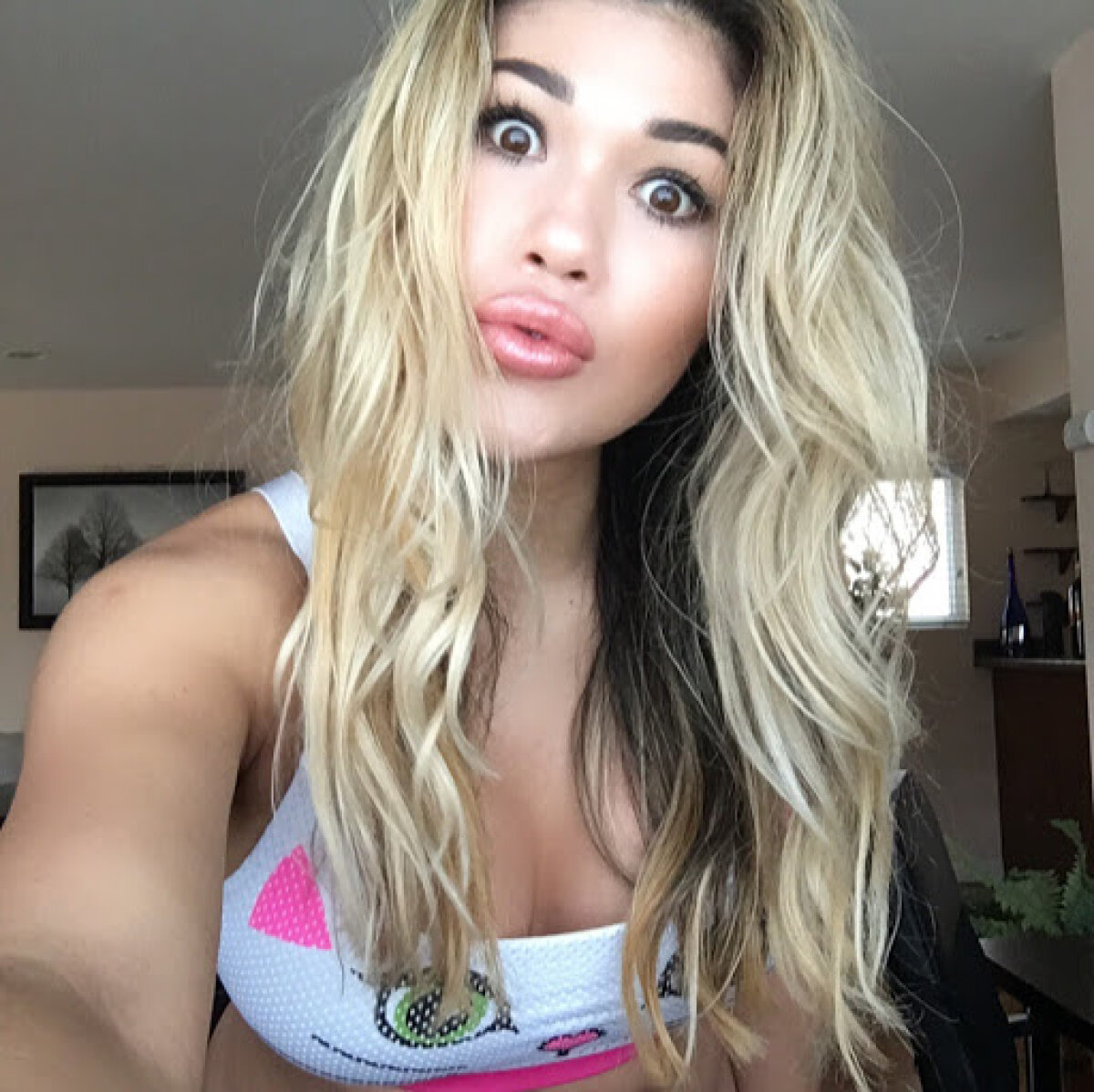 FOTO LA beauty » Superba Eden Levine a strâns deja un milion de urmăritori pe Instagram