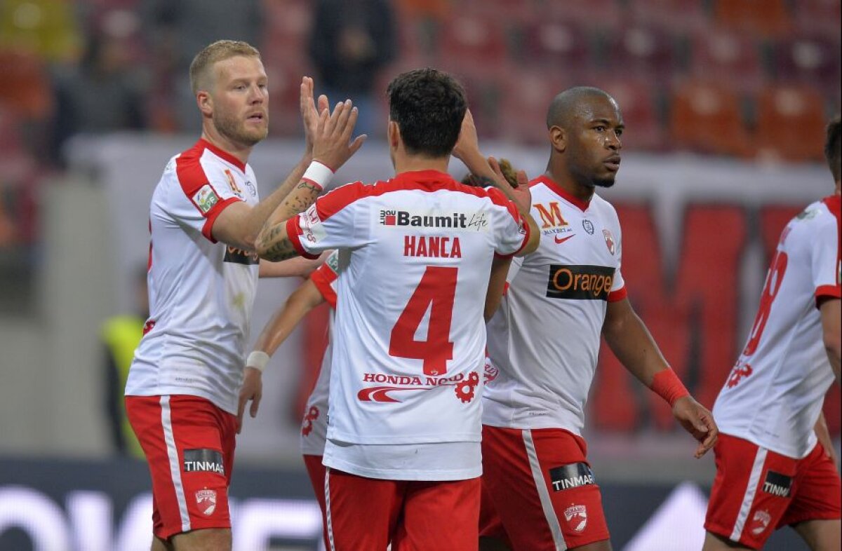 FOTO și VIDEO Premiere la Dinamo: prima victorie în play-off, 2-0 cu CFR Cluj, + Rivaldinho, primul gol