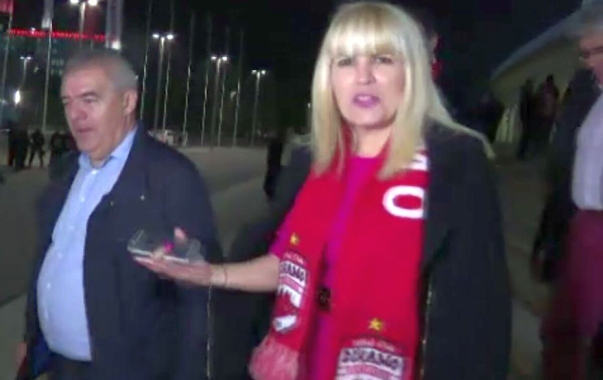 FOTO Fan de lux la meciul Dinamo - CFR » Elena Udrea și-a susținut echipa favorită