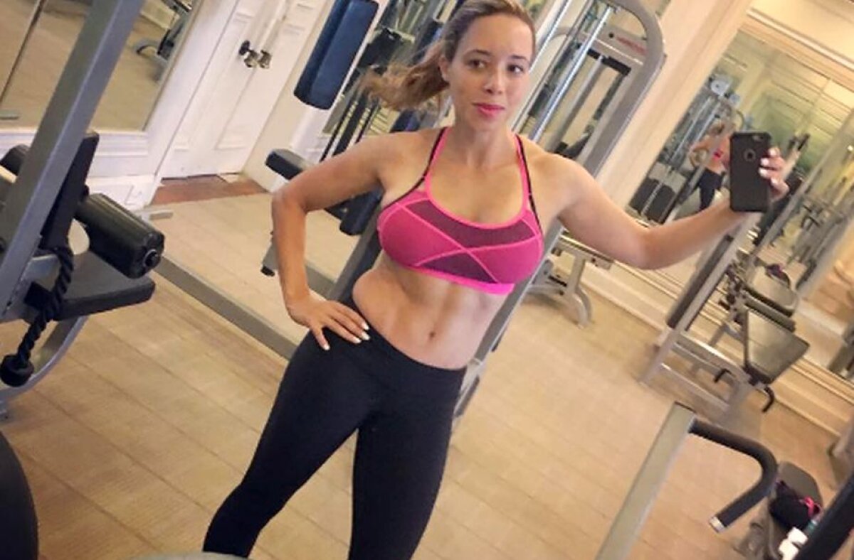 GALERIE FOTO Olimpica lui Cristiano Ronaldo! Cine e femeia care-l ține în formă